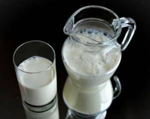 Крупный производитель молока обанкротился в Омске
